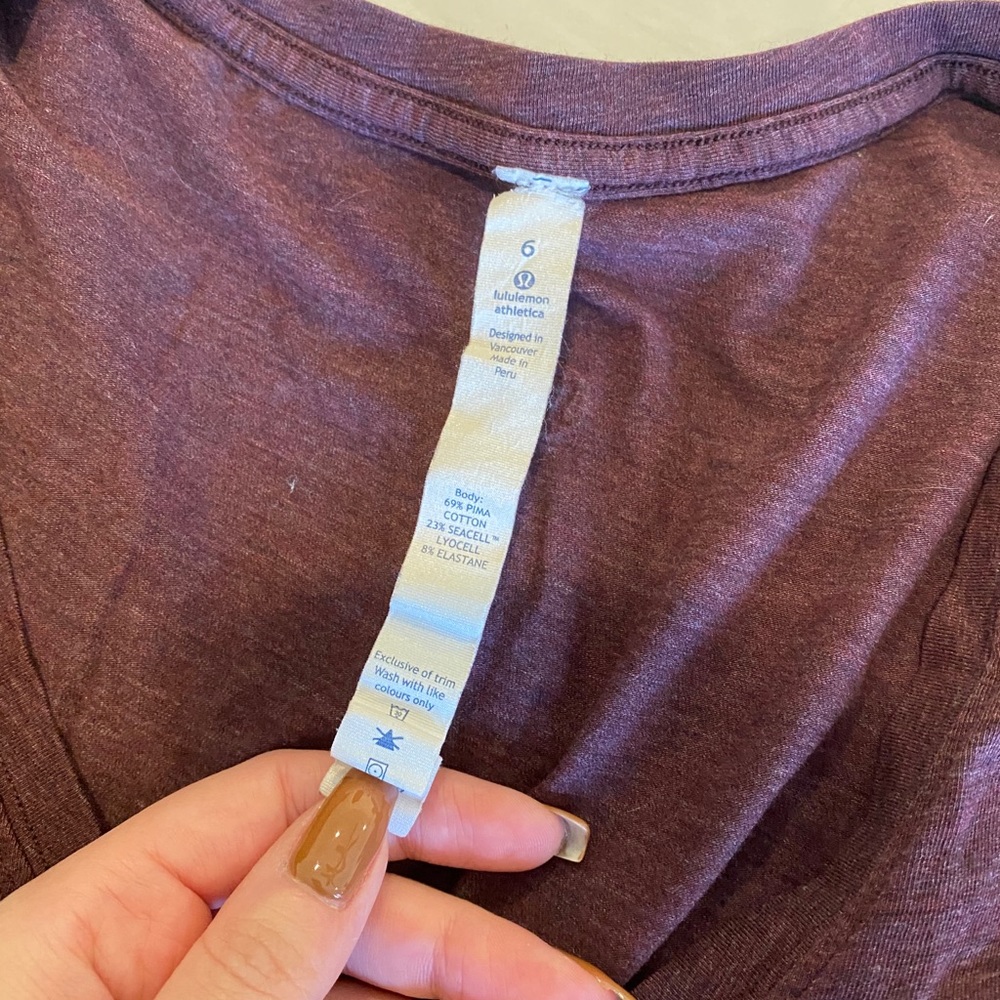 Lululemon V neck - Picture 2 of 3